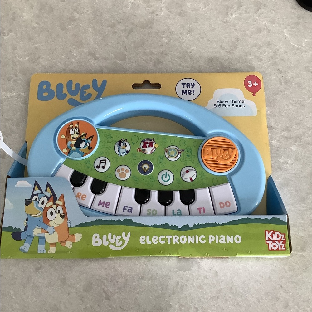 Bluey electronic piano
